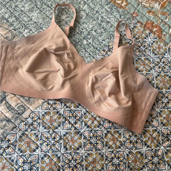 Honeylove Blush Bra - Picture 1 of 5